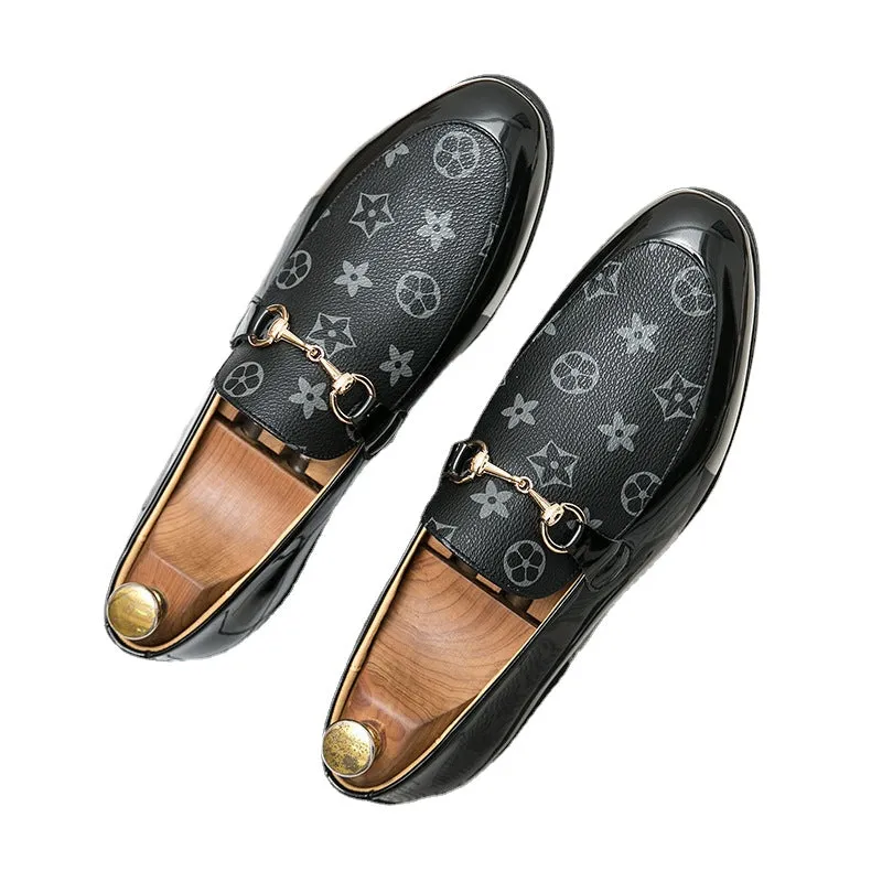 Amazon cross-border large size leather shoes 38-48 British style horse title buckle one pedal bean shoes young men's shoes