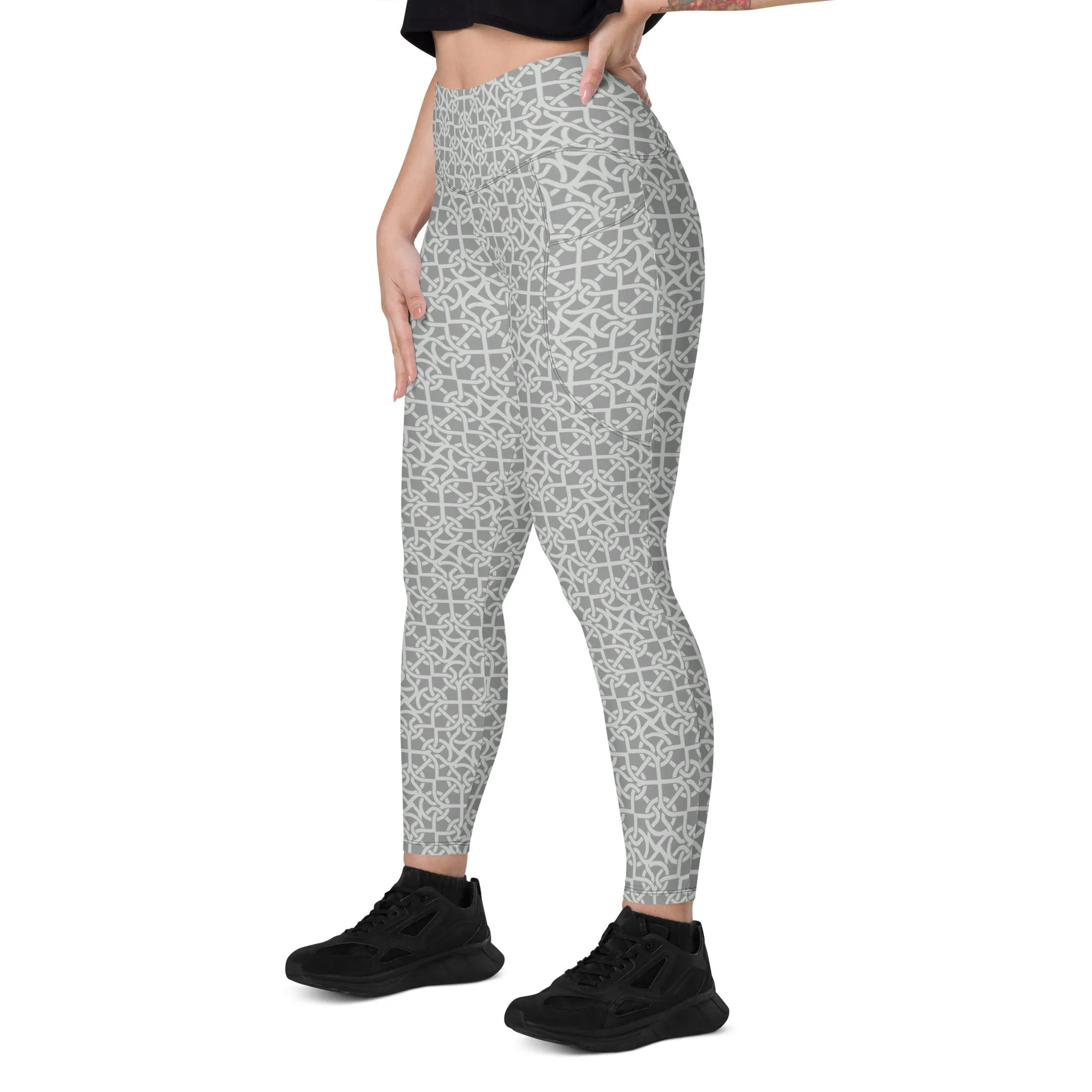 Celtic Chain Gray Leggings with pockets