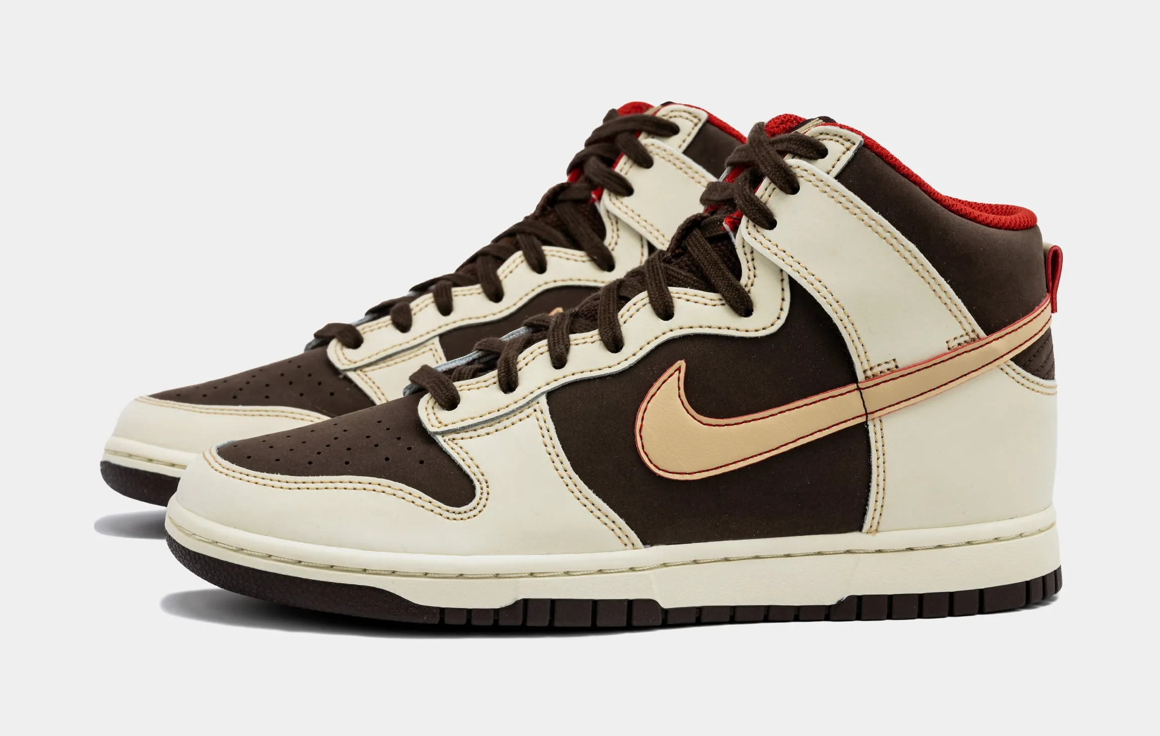 Dunk High SE Baroque Brown Mens Lifestyle Shoes (Baroque Brown/Sesame/Coconut Milk/Mystic Red)