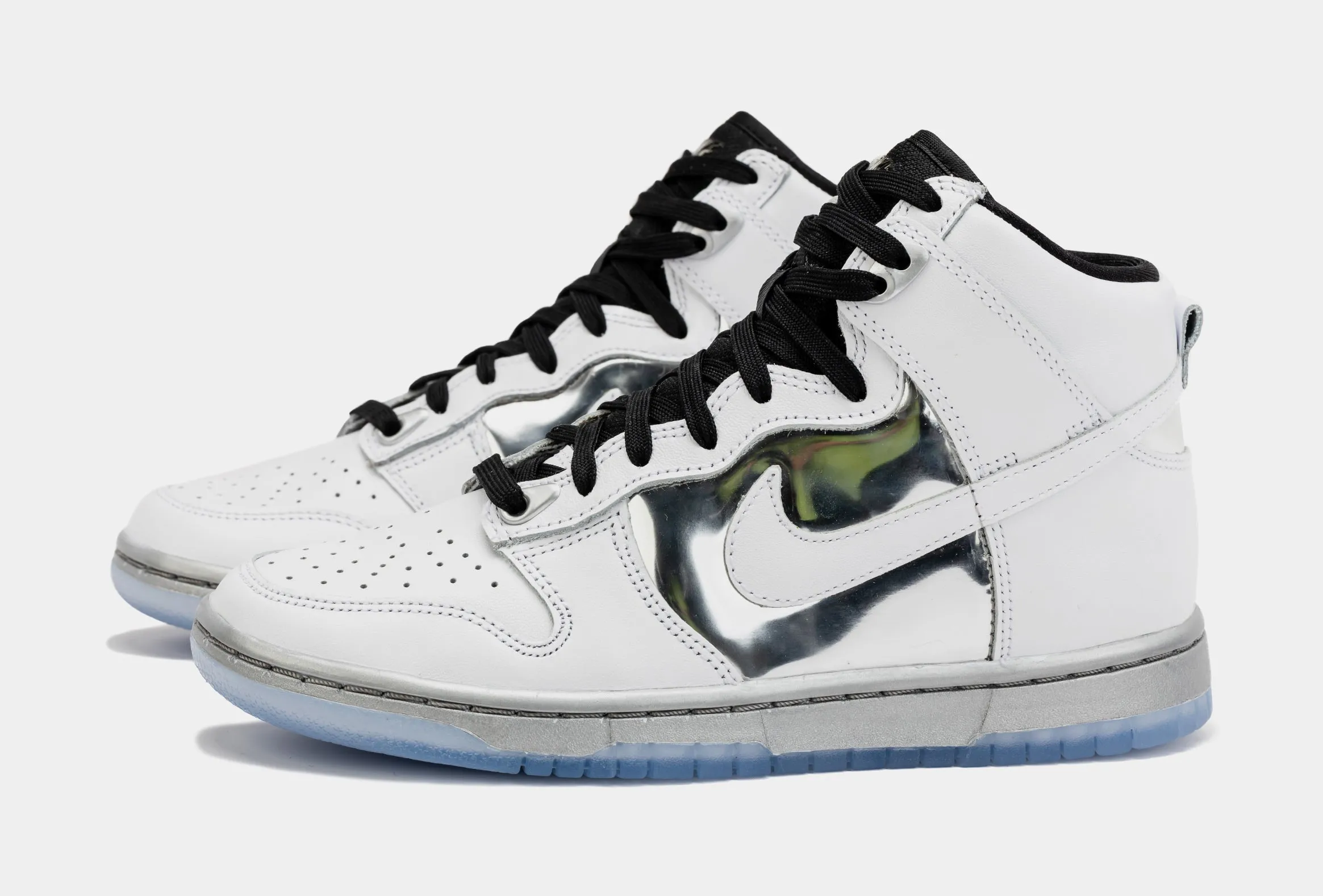 Dunk High SE Chrome Womens Lifestyle Shoes (White/Silver)