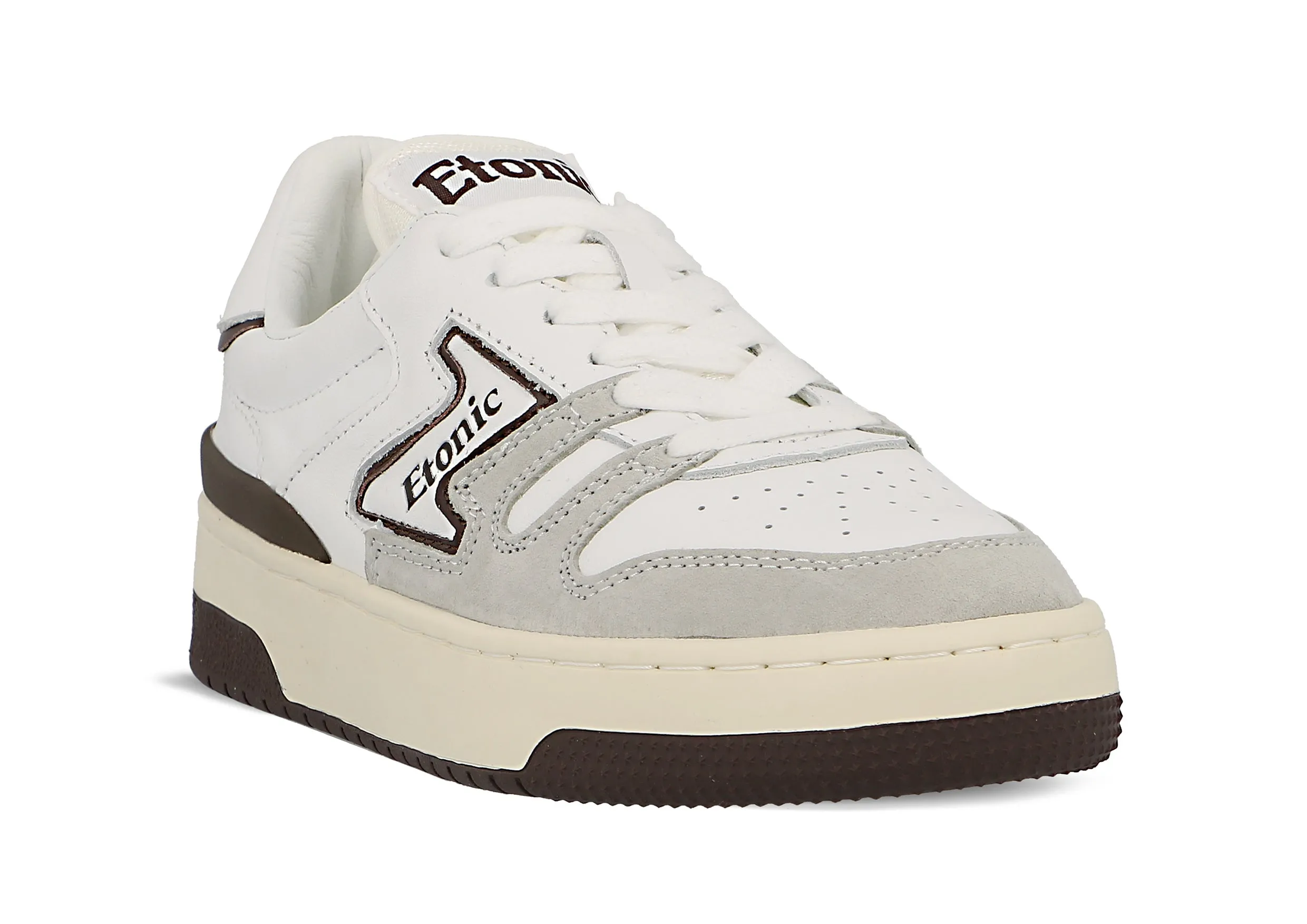 Etonic B481 sneakers in white leather and light grey suede with brown inserts and details.