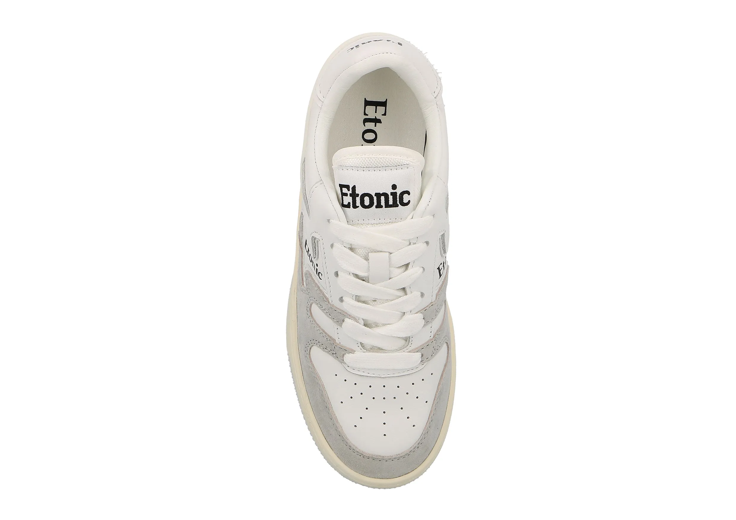 Etonic B481 sneakers in white leather and light grey suede with white outsole.