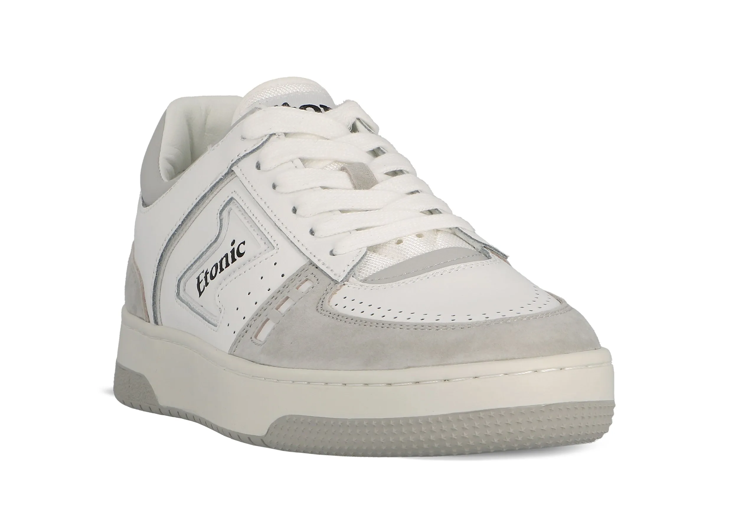 Etonic B509 sneakers in white leather, light grey suede, black details and off white outsole.