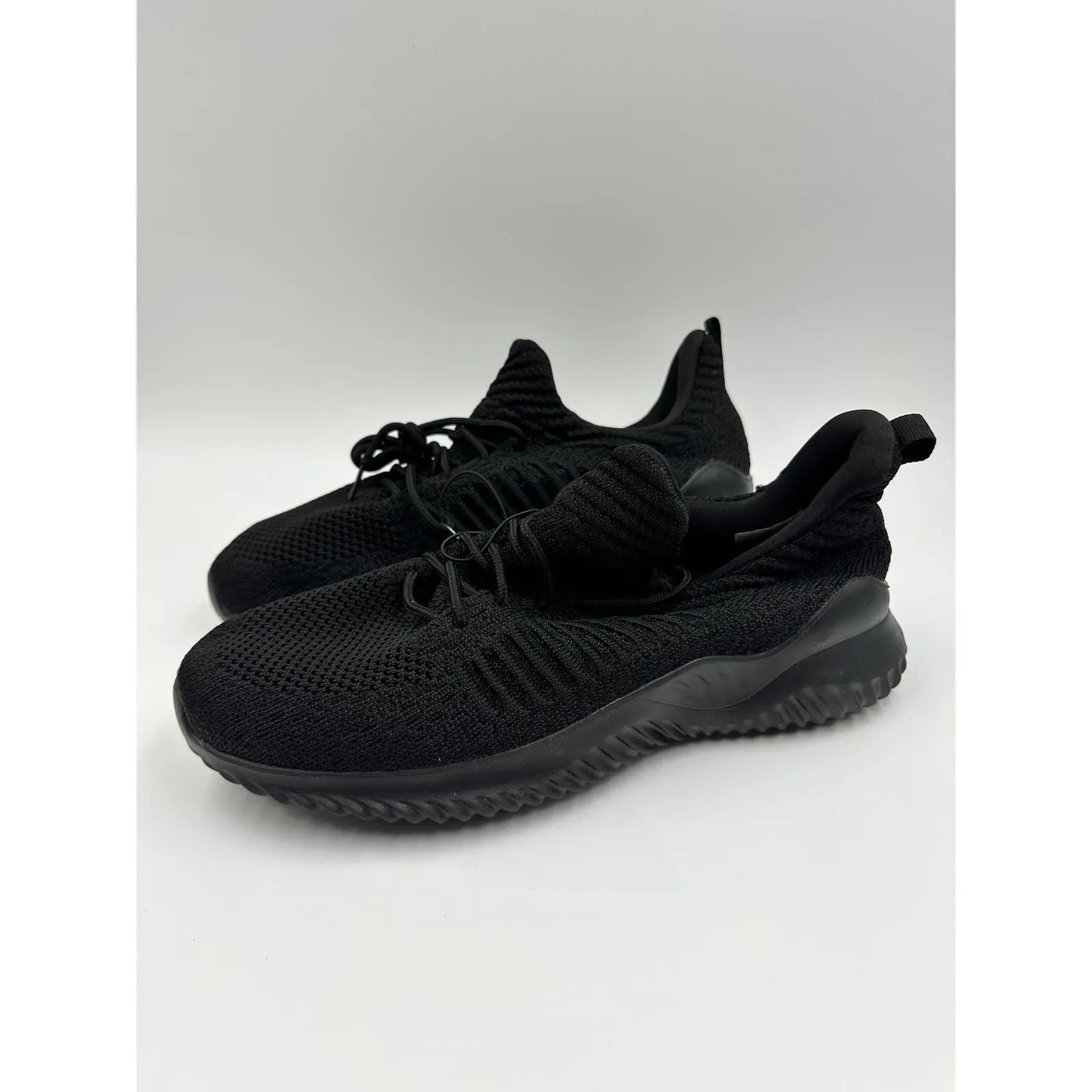 Men's Size 7, All Black Knit Top Slip-on Sneakers