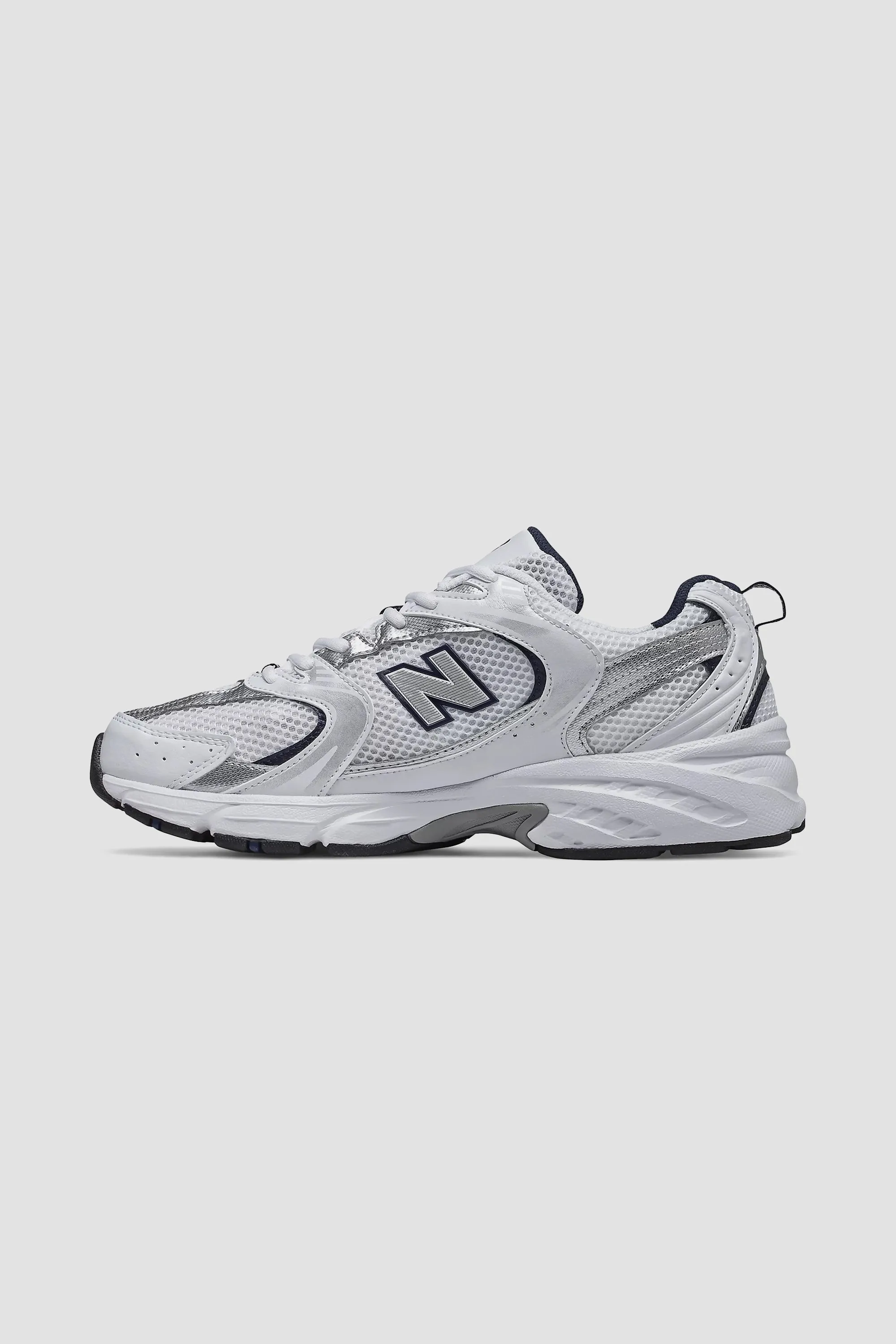 New Balance Unisex 530 Athletic Shoe in White/Natural Indigo