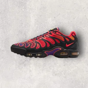 NIKE AIR MAX PLUS DRIFT - CRIMSON