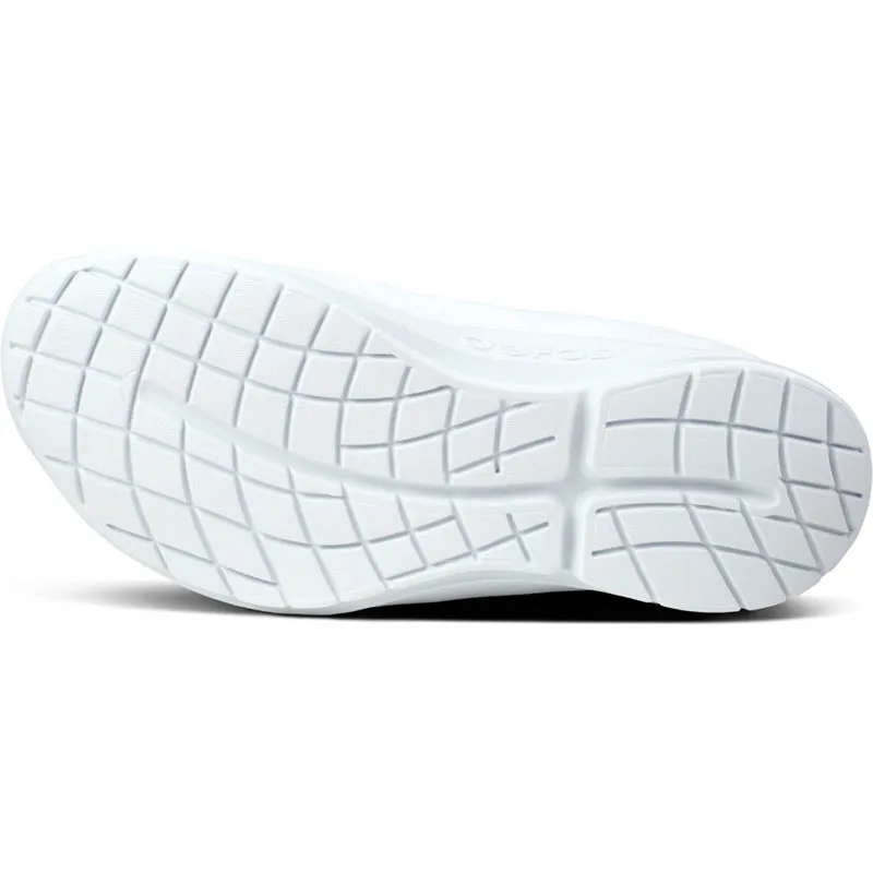 OOFOS Women's OOmg Sport Lace Shoe - White